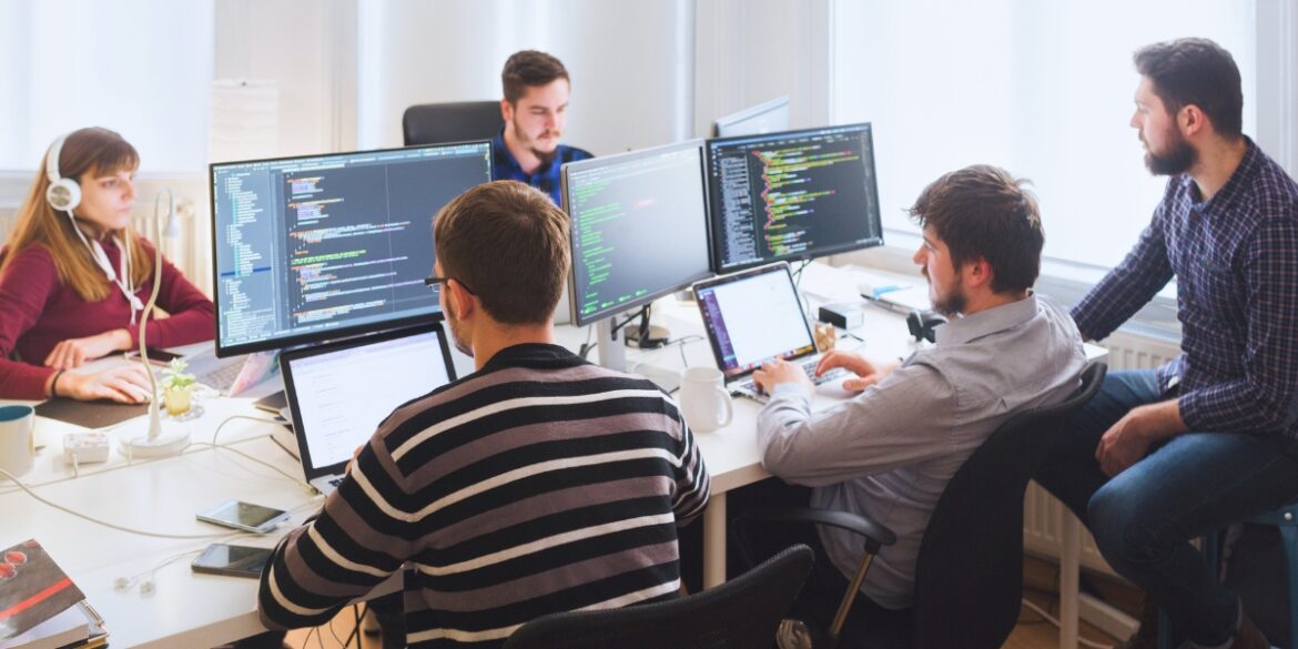 Arquiteto de software: função, mercado e áreas de atuação