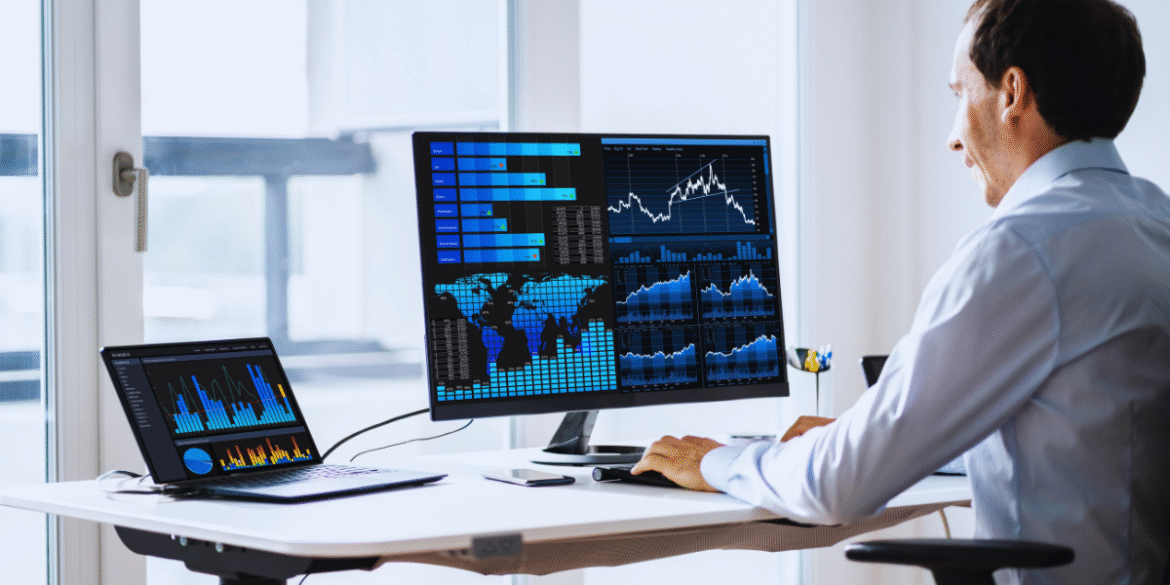 Analista de tecnologia de comunicação